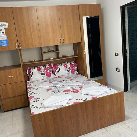 Ferienwohnung Raven Comstar Corbu  Exterior foto