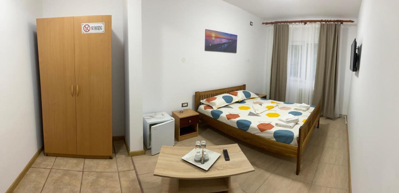 Ferienwohnung Raven Comstar Corbu  Exterior foto