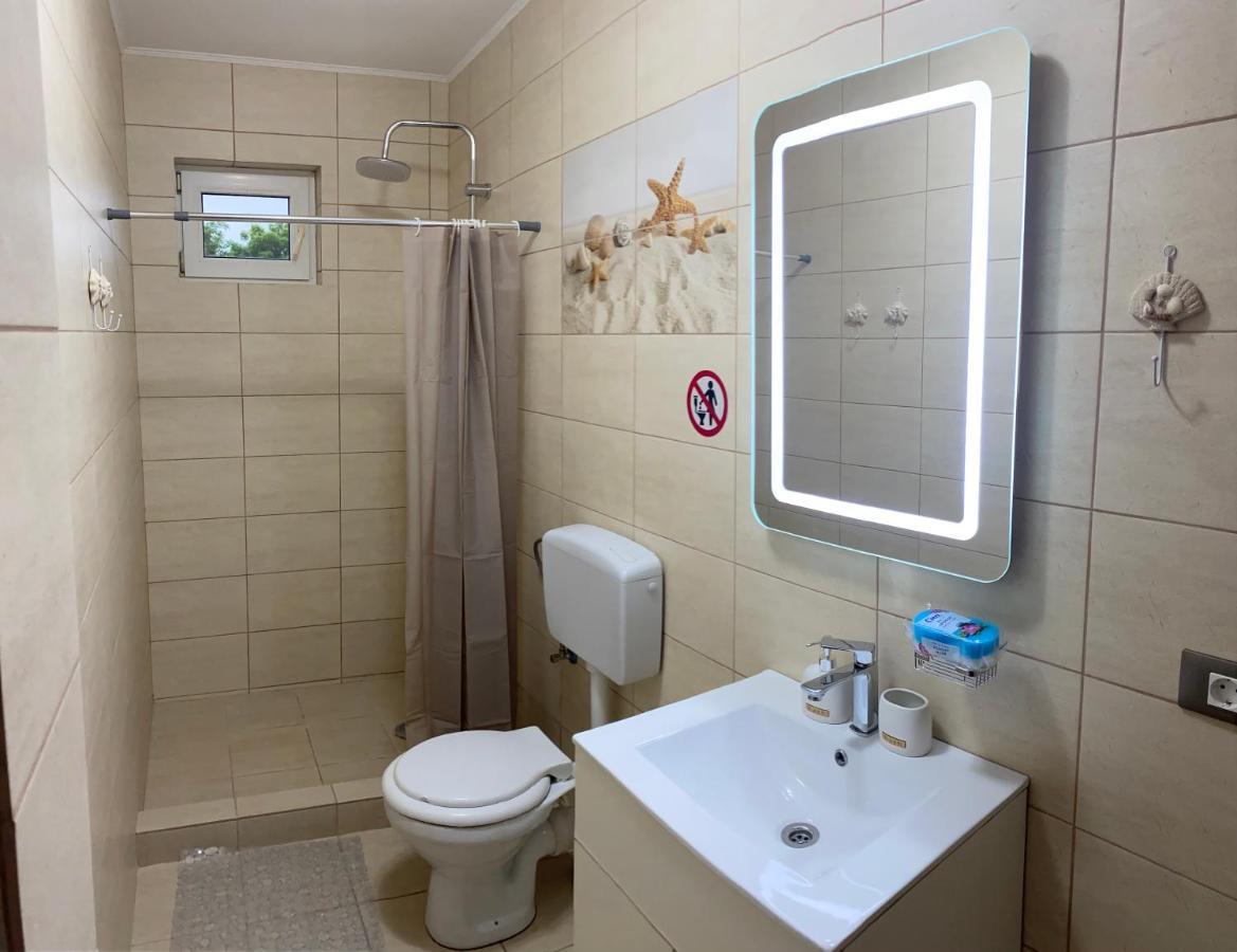 Ferienwohnung Raven Comstar Corbu  Exterior foto