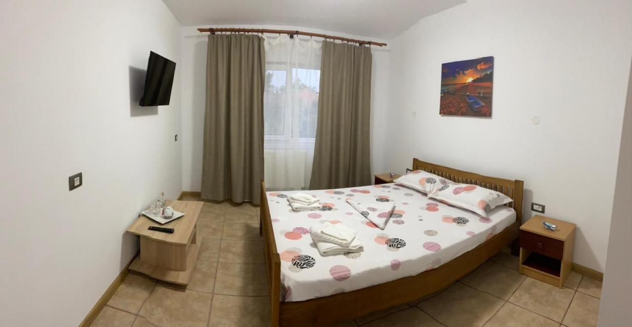 Ferienwohnung Raven Comstar Corbu  Exterior foto