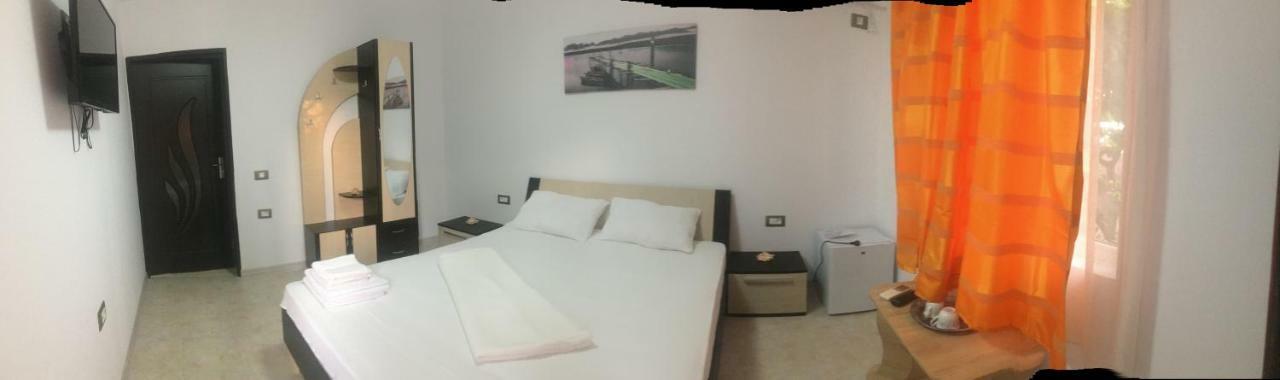 Ferienwohnung Raven Comstar Corbu  Exterior foto
